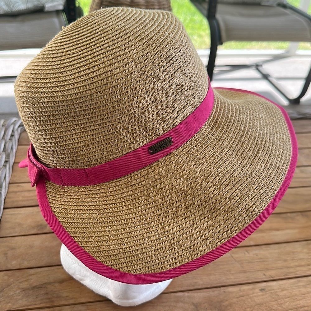 Sun & Sand Adjustable Straw Brim Hat O/S